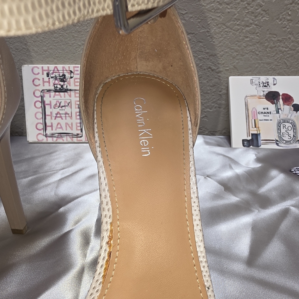 Calvin Klein Women's Tan Heels
